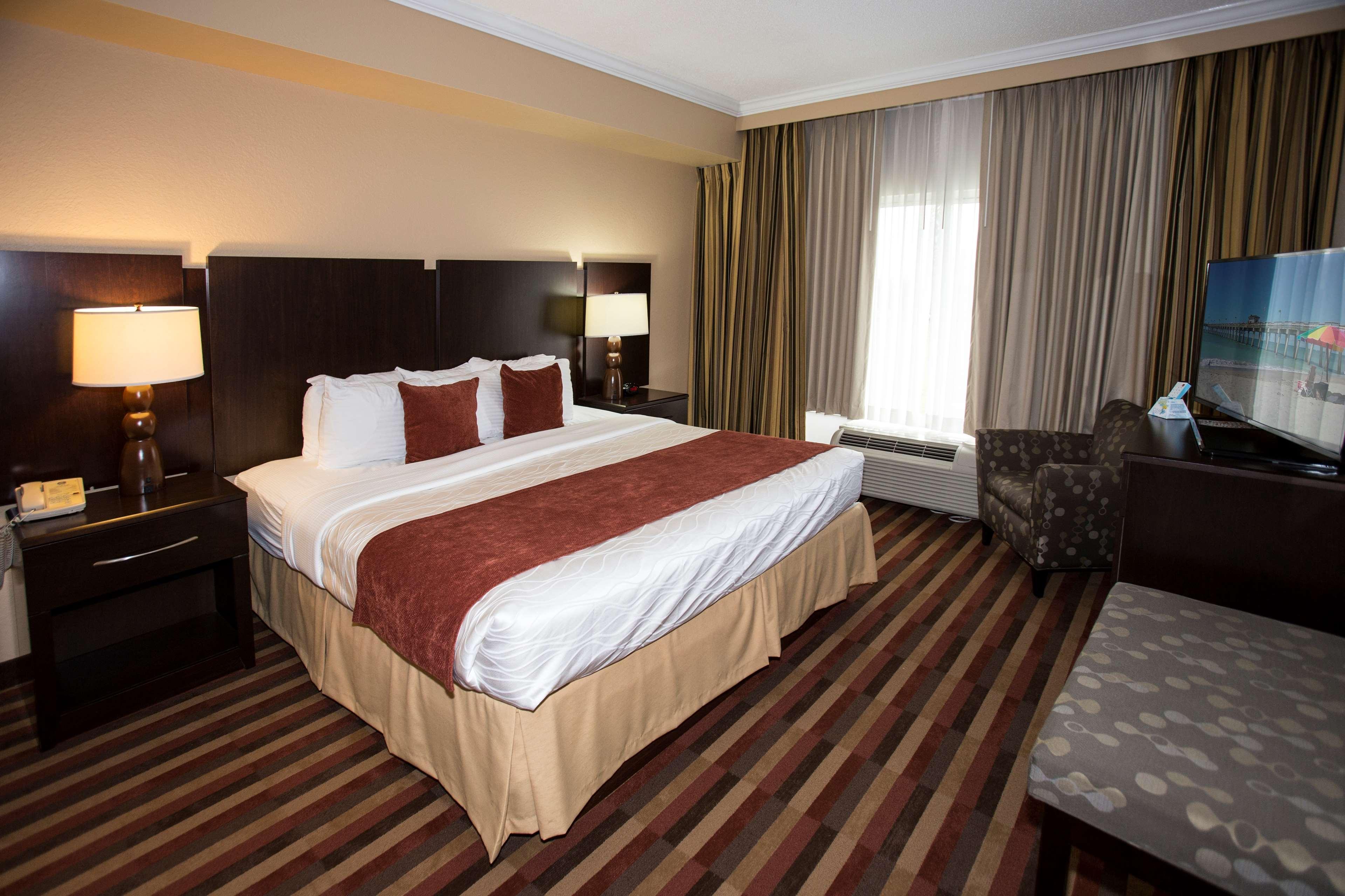 Best Western Plus Ambassador Suites Venice Gardens Exterior foto