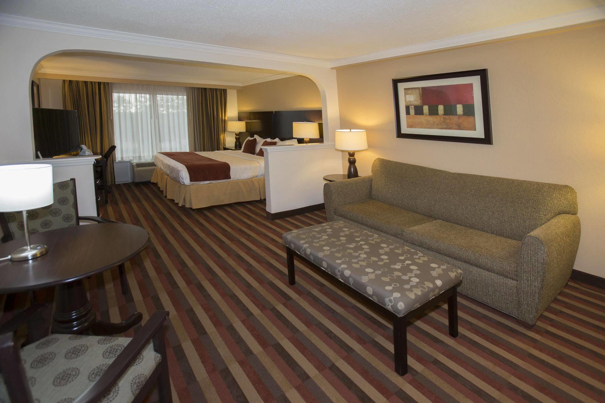 Best Western Plus Ambassador Suites Venice Gardens Exterior foto
